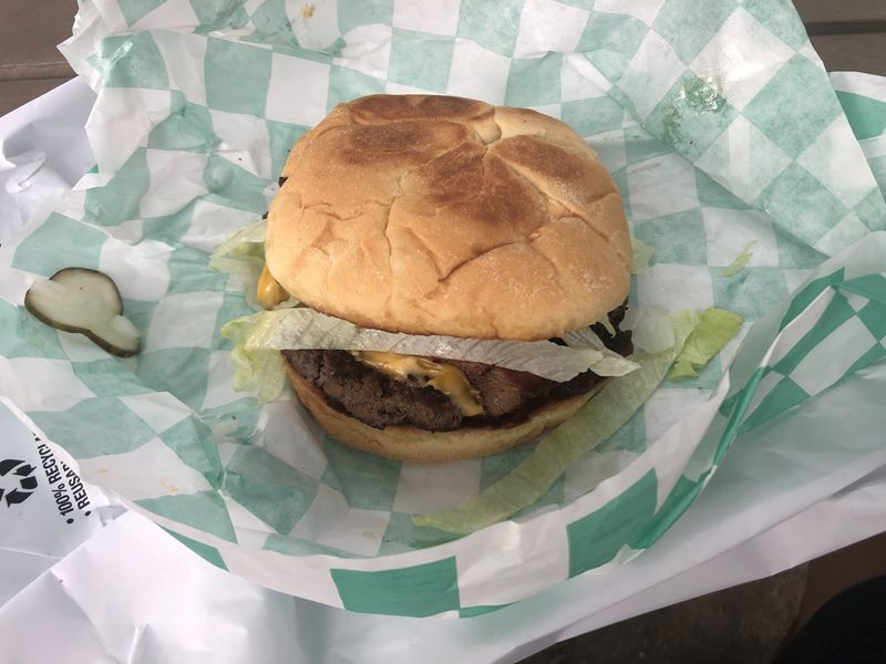 Mad Mack's Burger food